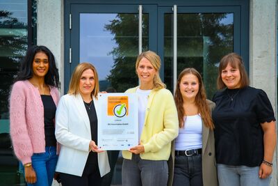 familienfreundliches-unternehmen-verleihung-zertifikat-rezertifizierung