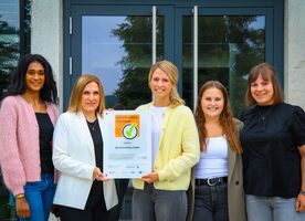 familienfreundliches-unternehmen-verleihung-zertifikat-rezertifizierung