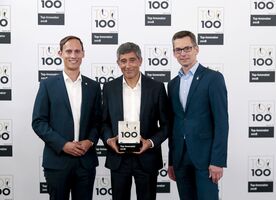 IBG - Übergabe der TOP100 Auszeichnung durch Ranga Yogeshwar